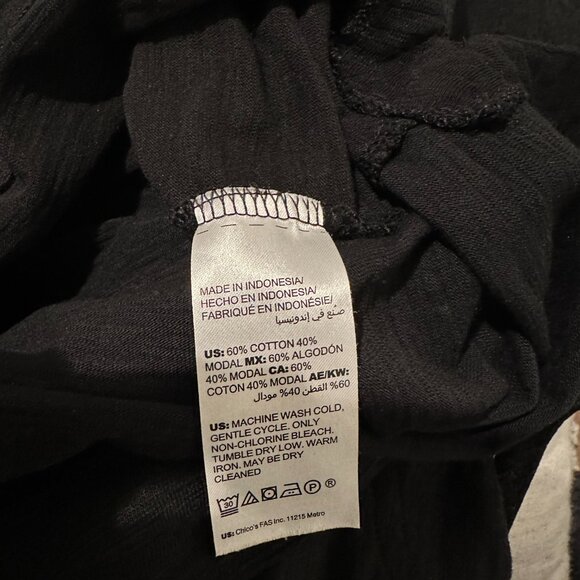Chico's s Classic Black shirt - Picture 4 of 4